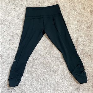 Lululemon Luon Wunder Under cropped leggings Size 6 black $98 NWOT